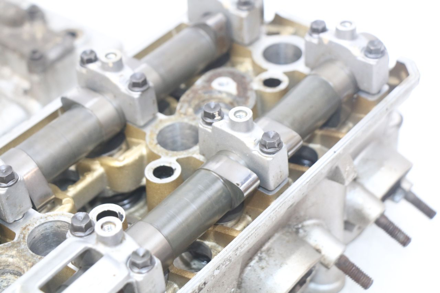 photo de TESTATA YAMAHA FJR ABS 1300 (2006 - 2012) - Angolazione alternativa