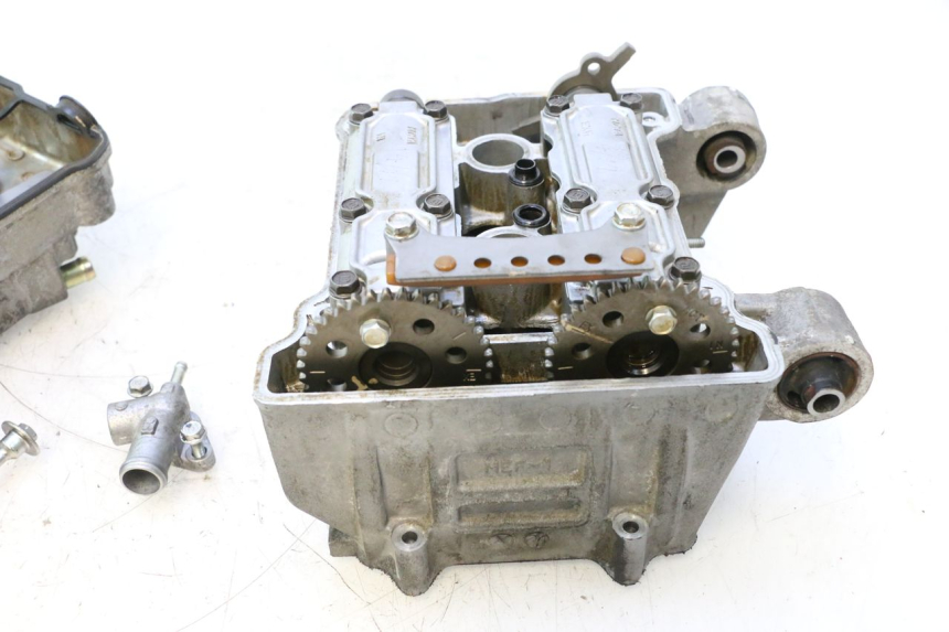 photo de TESTATA HONDA FJS SILVER WING SILVERWING 400 (2005 - 2008) - Zoom qualità usato