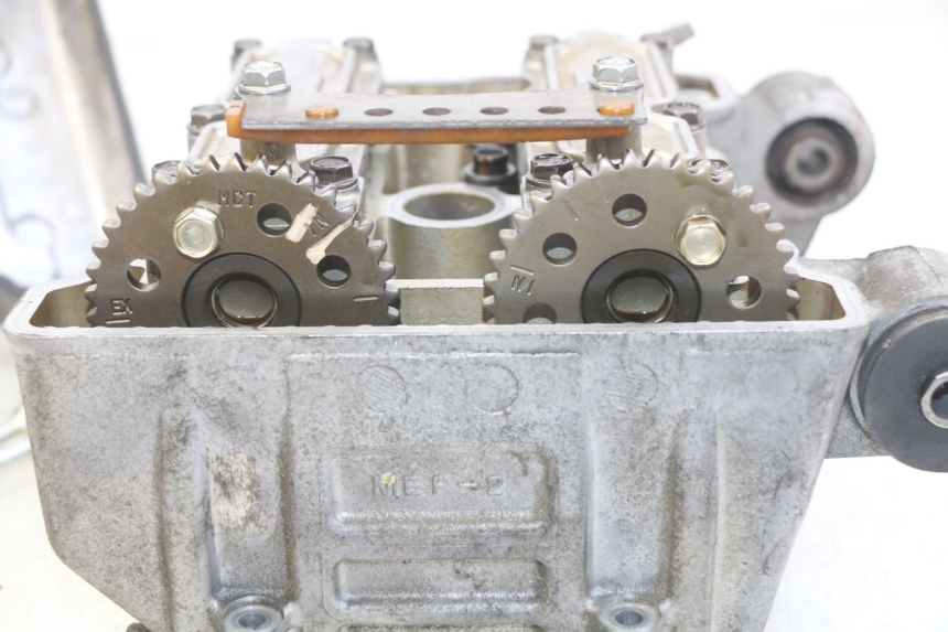 photo de TESTATA HONDA FJS SILVERWING SILVER WING 400 (2009 - 2016) - Primo piano ad alta risoluzione