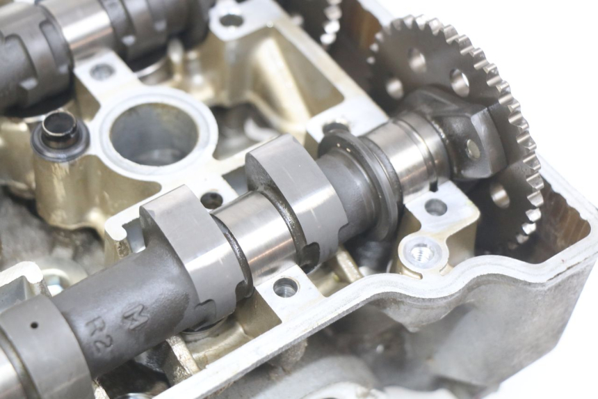 photo de TESTATA HONDA FJS SILVERWING SILVER WING 400 (2009 - 2016) - Zoom sullo stato d'uso