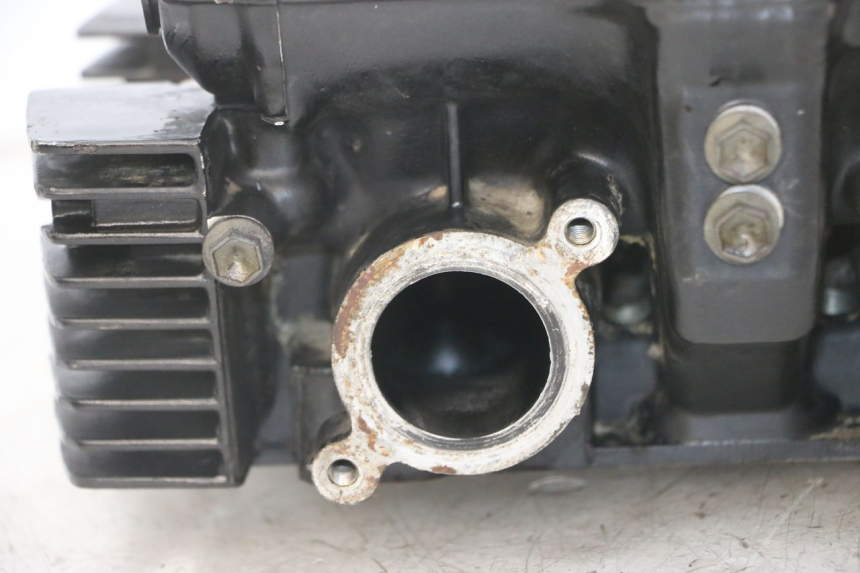 photo de TESTATA SUZUKI GS GSE 500 (2001 - 2003) - Caratteristiche distintive