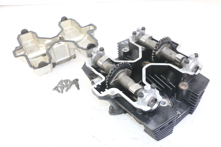 photo de TESTATA SUZUKI GS GSE 500 (2001 - 2003) - Primo piano tecnico