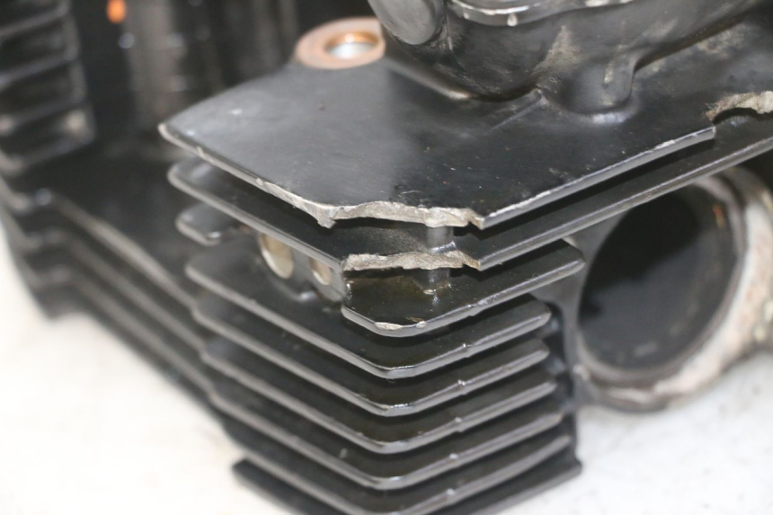 photo de TESTATA SUZUKI GS GSE 500 (2001 - 2003) - Altra angolazione