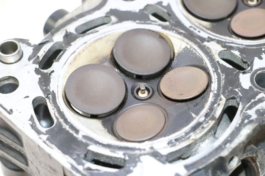 photo de Testata SUZUKI GSR 600 (2005 - 2012) - Altra vista dell'articolo