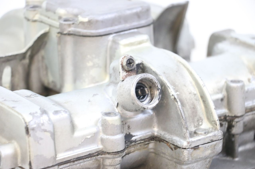 photo de TESTATA SUZUKI GSX E 250 (1982 - 1983) - Caratteristiche distintive