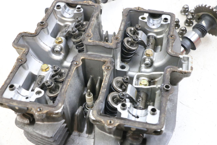 photo de TESTATA SUZUKI GSX E 250 (1982 - 1983) - Zoom qualità usato