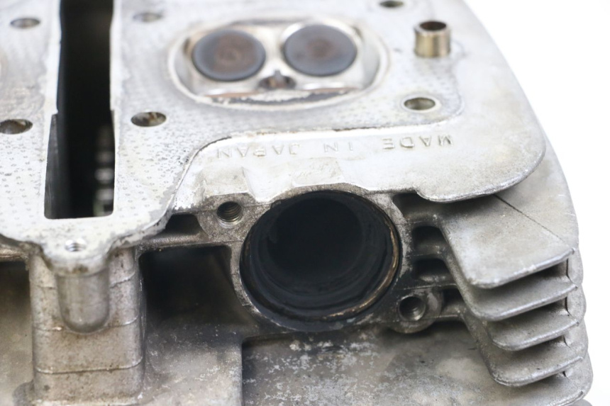 photo de TESTATA SUZUKI GSX E 250 (1982 - 1983) - Primo piano tecnico