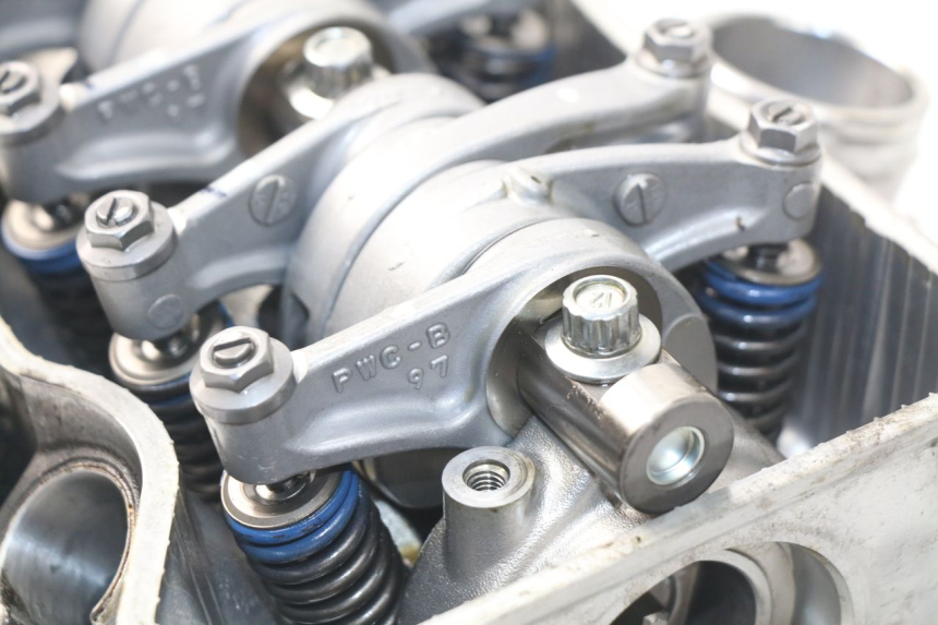 photo de Testata HONDA INTEGRA NC D 750 (2016 - 2018) - Dettagli dei punti di fissaggio