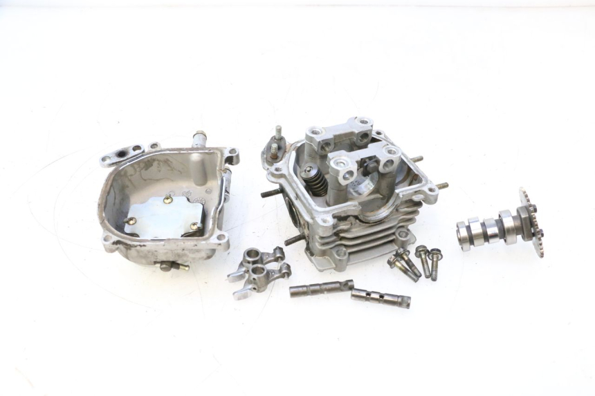 photo de TESTATA PEUGEOT KISBEE 4T 50 (2010 - 2017) - Dettaglio del componente