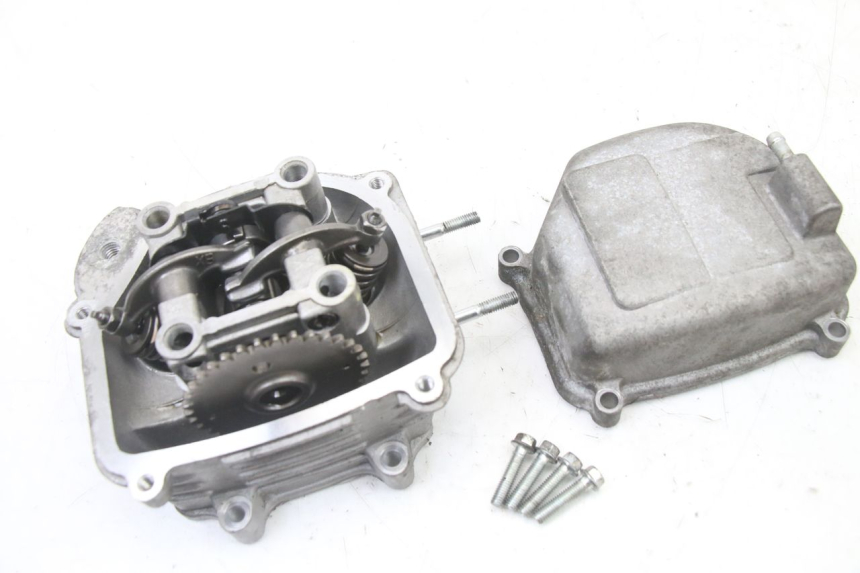 photo de TESTATA LONGJIA SHARPY 125 (2020 - 2024) - Dettagli dei punti di fissaggio