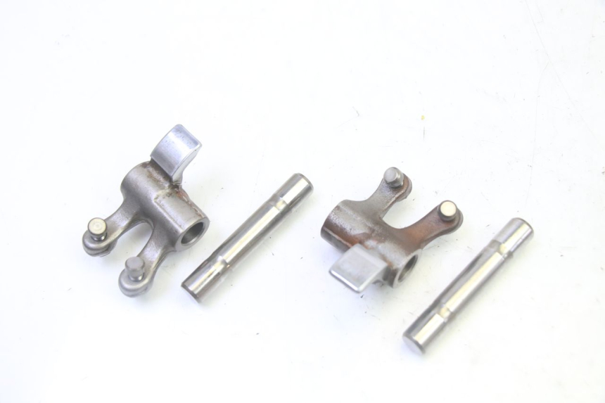 photo de TESTATA PIAGGIO MP3 LT 300 (2010 - 2016) - Dettagli dei punti di fissaggio