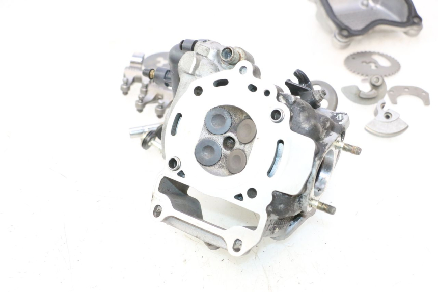 photo de TESTATA PIAGGIO MP3 LT 300 (2010 - 2016) - Focus sulla struttura