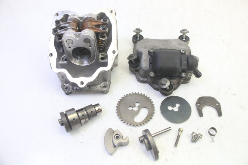 photo de TESTATA PIAGGIO MP3 RL 250 (2006 - 2010) - Altra vista dell'articolo