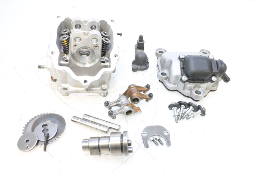 photo de TESTATA PIAGGIO MP3 125 (2006 - 2014) - Stato della superficie e materiale