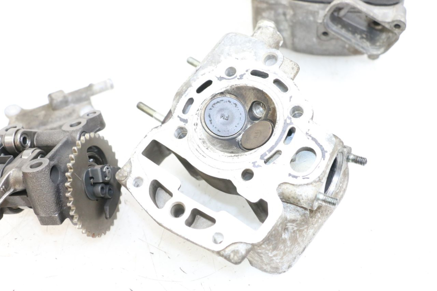 photo de TESTATA HONDA NHX LEAD 110 (2008 - 2010) - Dettagli dei punti di fissaggio