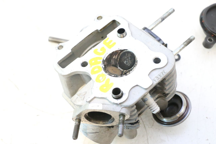 photo de TESTATA SYM ORBIT III 3 4T 50 (2021 - 2025) - Marcature e riferimenti originali