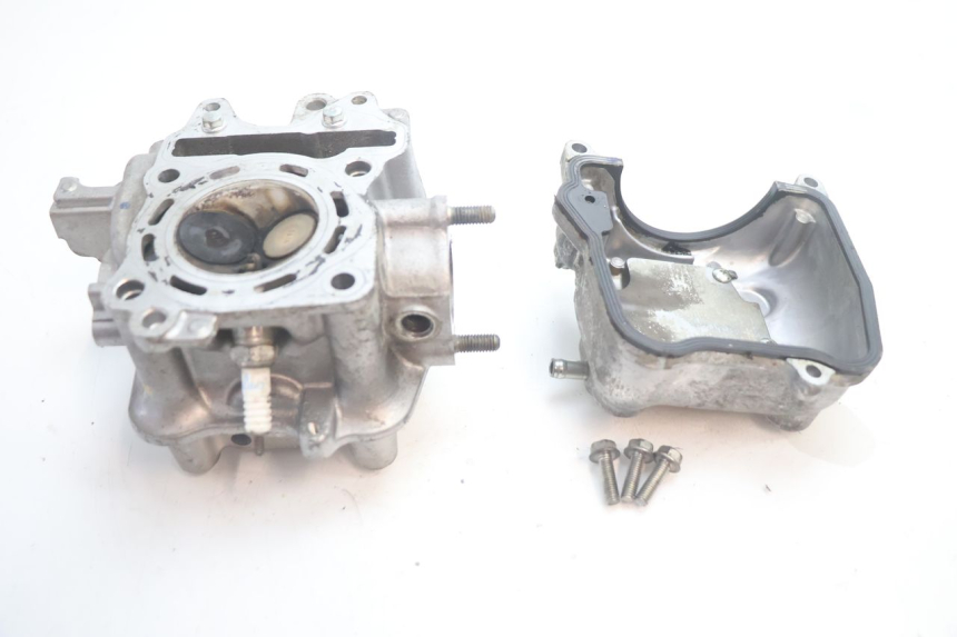 photo de TESTATA HONDA PCX (JF28) 125 (2009 - 2011) - Vista d'insieme del prodotto