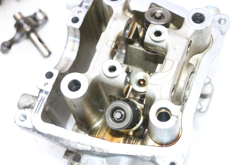 photo de TESTATA HONDA PCX (JF57/JF64) 125 (2014 - 2018) - Panoramica del profilo