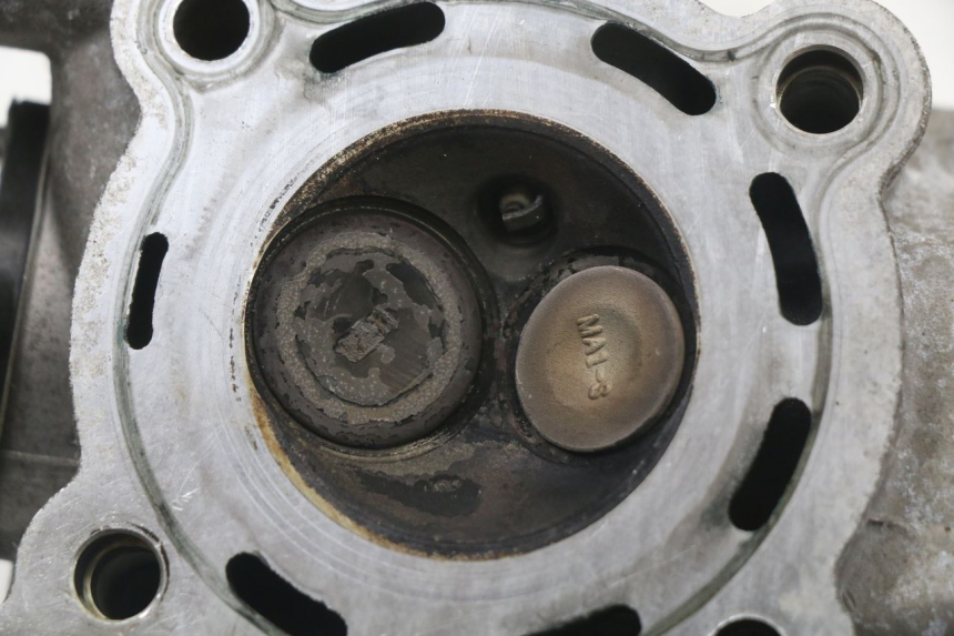 photo de TESTATA PEUGEOT BELVILLE 125 (2017 - 2021) - Altra angolazione