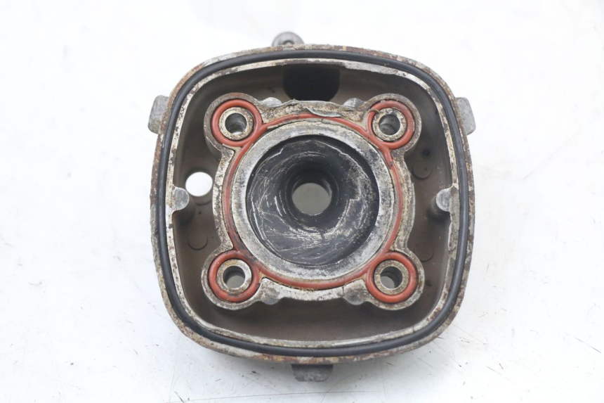 photo de TESTATA GILERA RUNNER LC 50 (1997 - 1998) - Primo piano tecnico