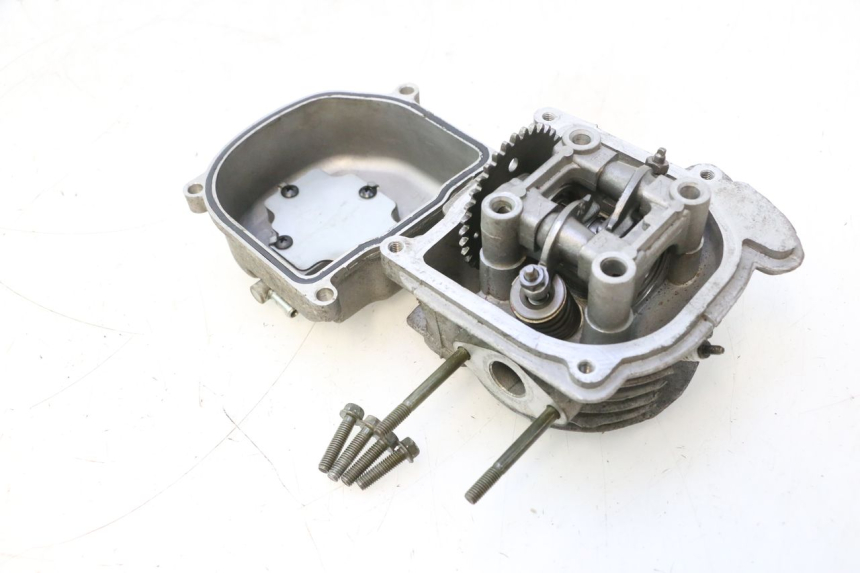 photo de TESTATA JM MOTORS SANTANA 50 (2014 - 2023) - Dettagli dei punti di fissaggio