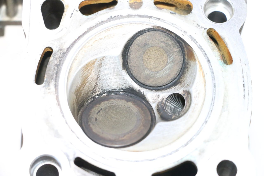photo de TESTATA PEUGEOT SATELIS COMPRESSOR K15 125 (2006 - 2009) - Zoom sui componenti