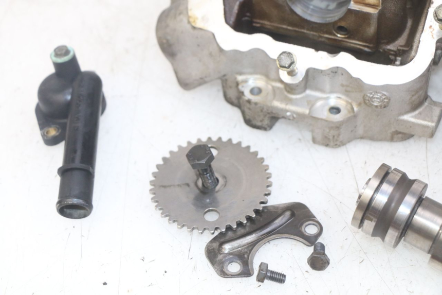 photo de TESTATA PEUGEOT SATELIS 125 (2010 - 2012) - Caratteristiche distintive