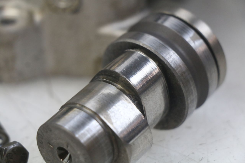 photo de TESTATA PEUGEOT SATELIS 125 (2010 - 2012) - Ispezione visiva dettagliata