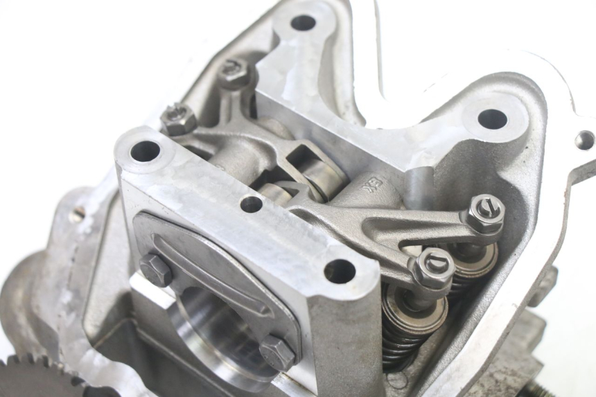 photo de TESTATA PEUGEOT SATELIS 125 (2013 - 2018) - Altra vista dell'articolo