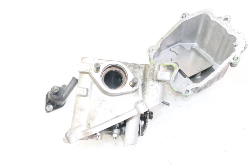 photo de TESTATA PEUGEOT SATELIS 125 (2013 - 2018) - Dettagli dei punti di fissaggio