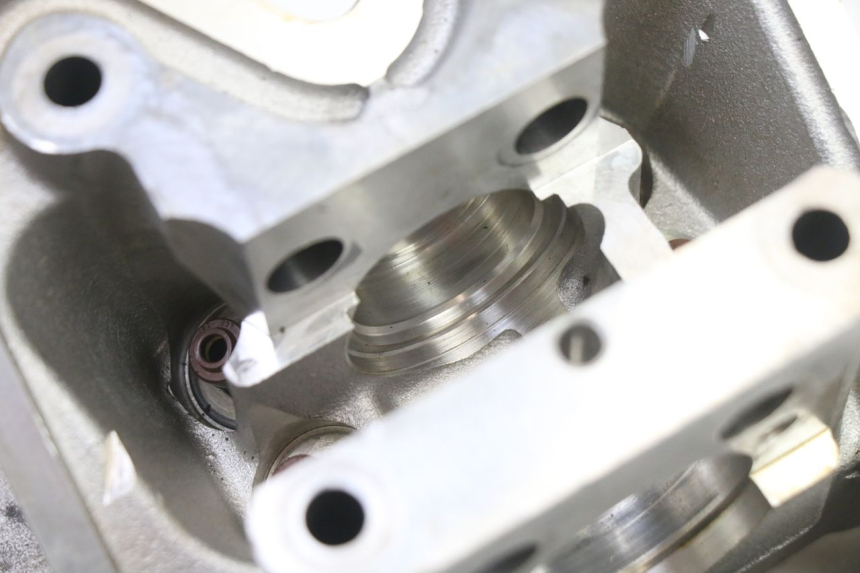 photo de TESTATA PEUGEOT SATELIS 125 (2013 - 2018) - Altra vista dell'articolo