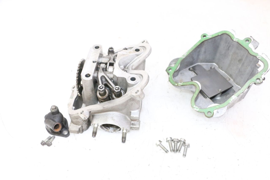 photo de TESTATA PEUGEOT SATELIS 125 (2013 - 2018) - Dettaglio del componente