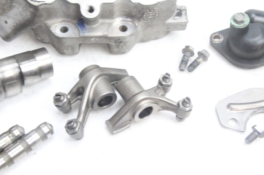 photo de TESTATA PEUGEOT SATELIS 125 (2006 - 2009) - Caratteristiche distintive