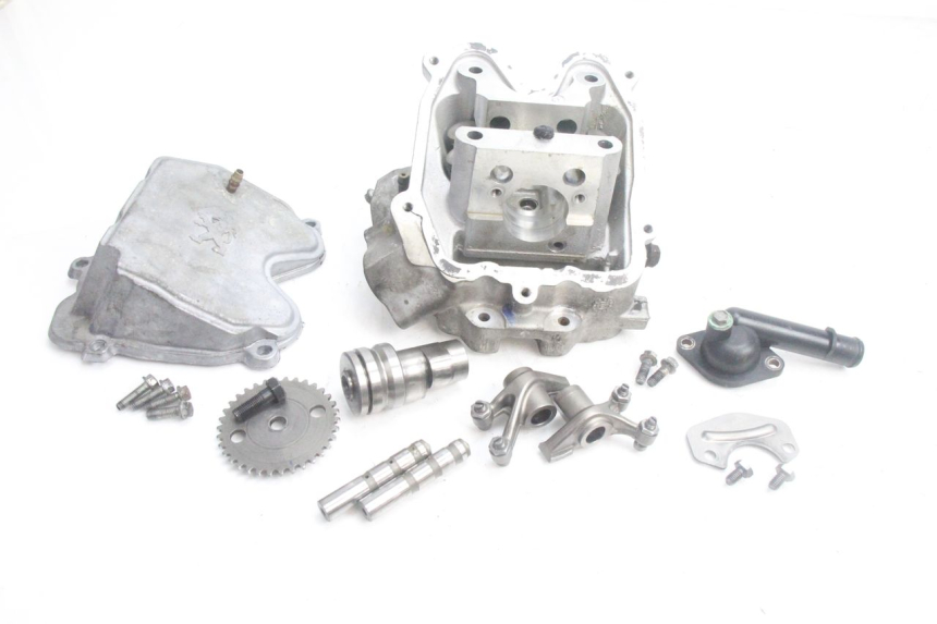 photo de TESTATA PEUGEOT SATELIS 125 (2006 - 2009) - Stato della superficie e materiale