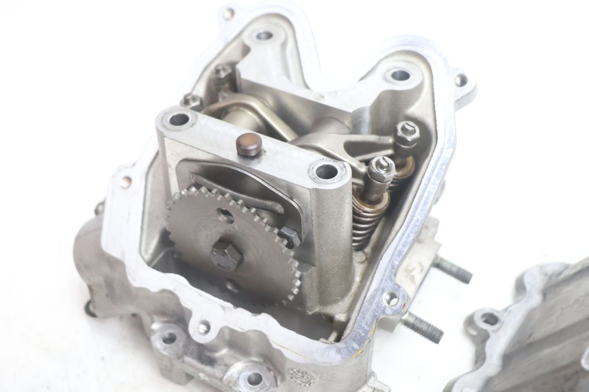 photo de TESTATA PEUGEOT SATELIS 125 (2006 - 2009) - Dettaglio del componente