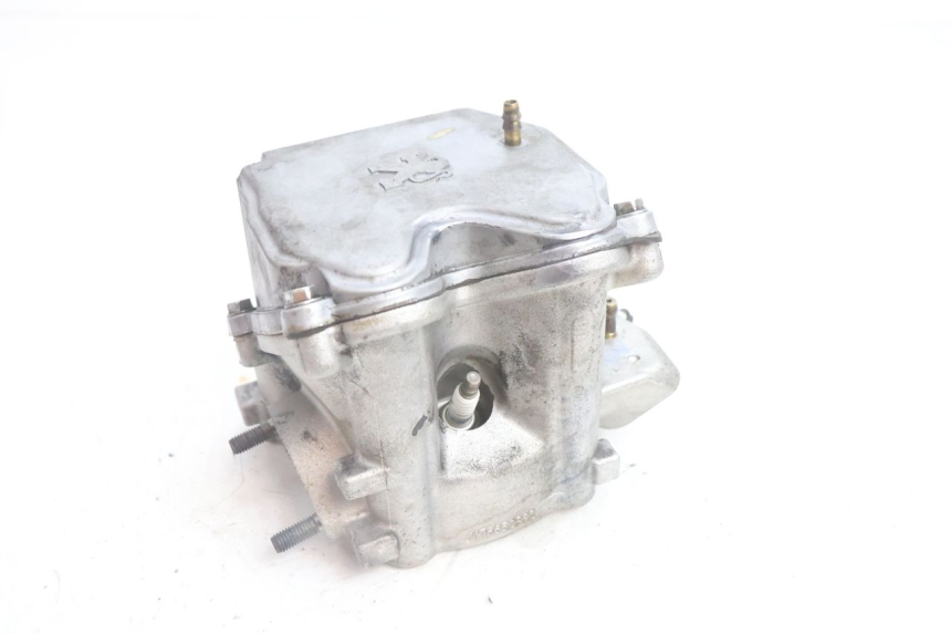 photo de TESTATA PEUGEOT SATELIS 125 (2006 - 2009) - Primo piano tecnico