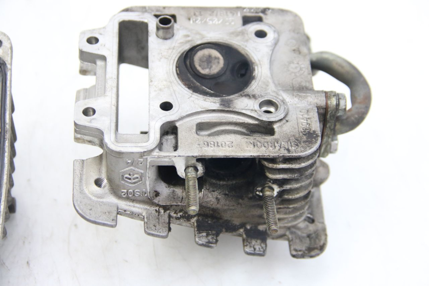 photo de TESTATA APRILIA SCARABEO 4T 50 (2009 - 2017) - Focus sulla struttura