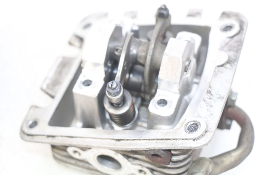 photo de TESTATA APRILIA SCARABEO 100 (2003 - 2012) - Caratteristiche distintive