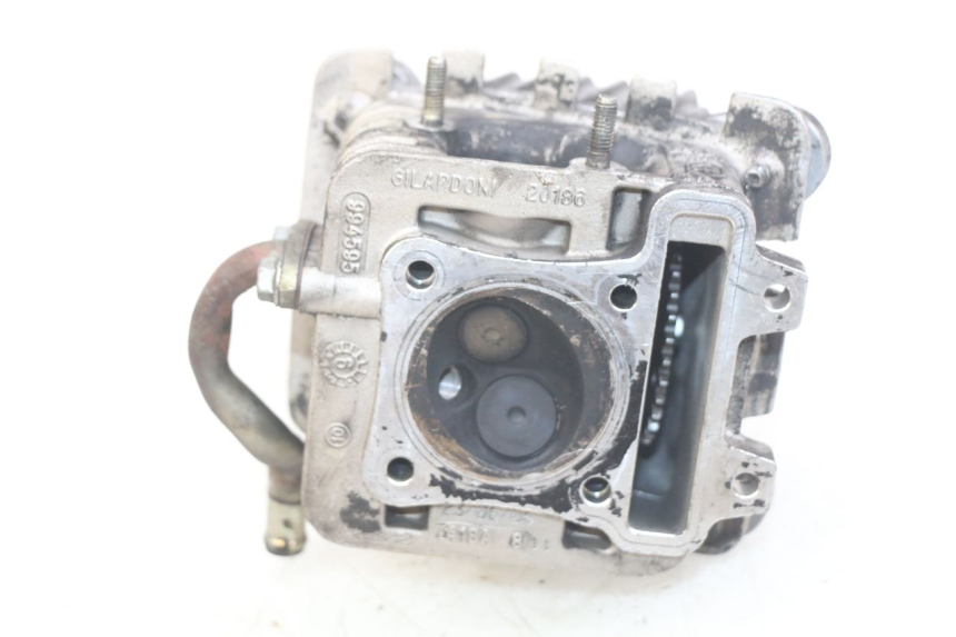 photo de TESTATA APRILIA SCARABEO 100 (2003 - 2012) - Dettagli dei punti di fissaggio