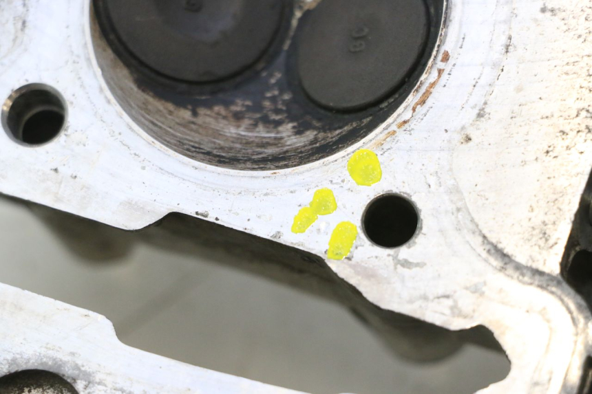 photo de TESTATA HONDA SCV LEAD 100 (2003 - 2007) - Zoom qualità usato