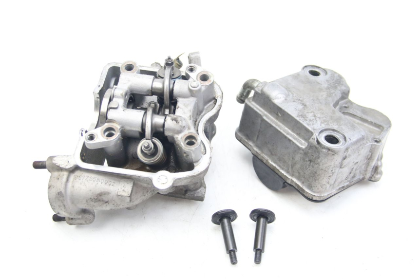 photo de TESTATA SUZUKI SIXTEEN 125 (2008 - 2010) - Vista principale