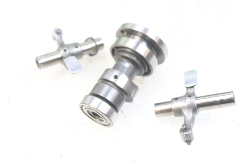 photo de TESTATA SUZUKI SIXTEEN 125 (2008 - 2010) - Altra vista dell'articolo