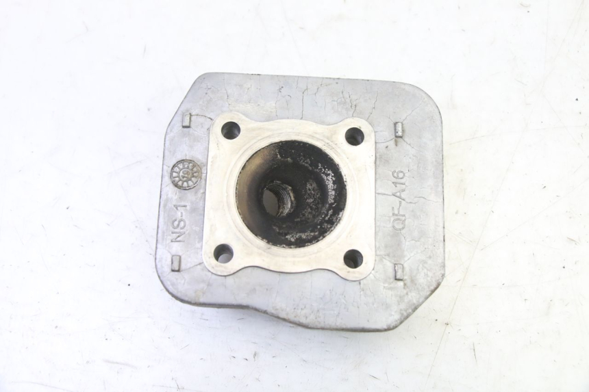 photo de TESTATA PEUGEOT STREETZONE I NAKED 2T 50 (2018 - 2020) - Primo piano tecnico