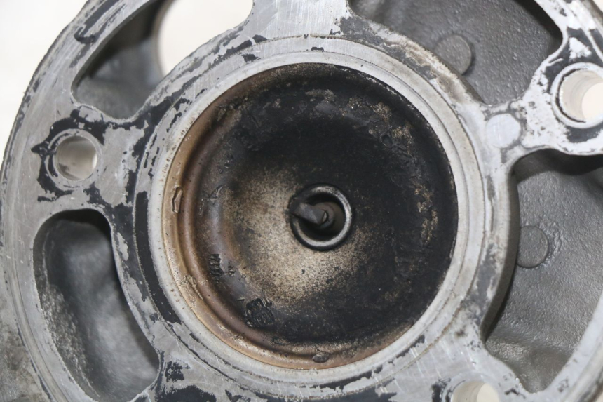 photo de TESTATA YAMAHA TDR DELTABOX 125 (1997 - 2003) - Primo piano tecnico