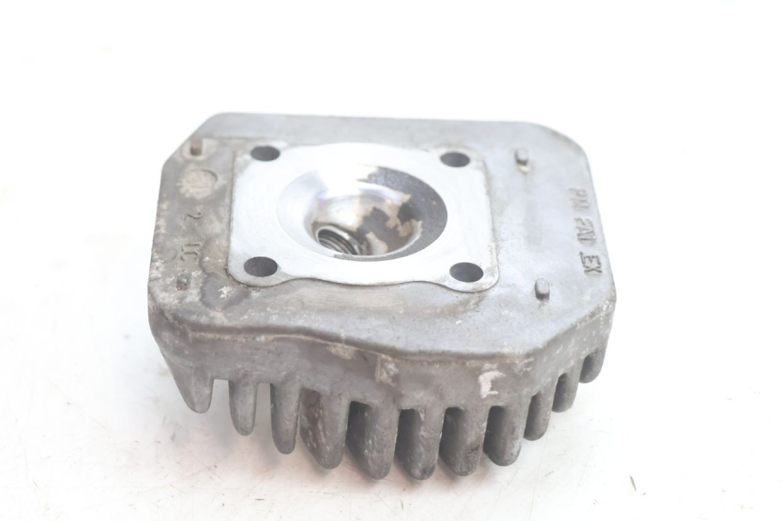 photo de TESTATA PEUGEOT TREKKER 50 (1995 - 2004) - Altra angolazione