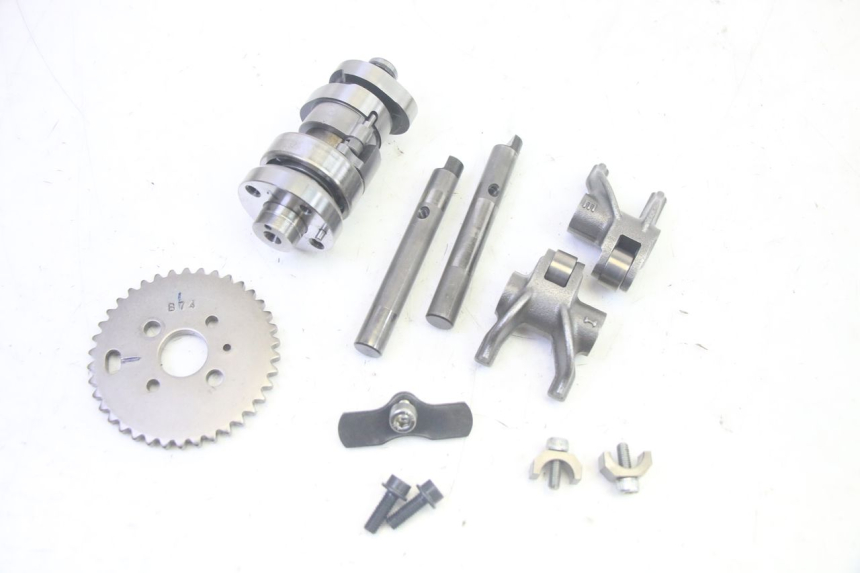 photo de TESTATA YAMAHA TRICITY 300 (2020 - 2024) - Dettagli dei punti di fissaggio