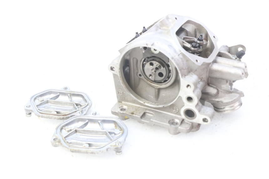 photo de TESTATA PIAGGIO VESPA GTS IGET ABS 125 (2017 - 2023) - Altra vista dell'articolo