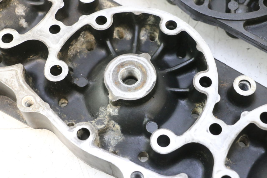 photo de TESTATA YAMAHA WAVE RUNNER GP R 1200 (2000 - 2003) - Angolazione alternativa