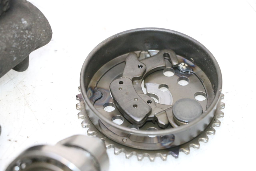 photo de TESTATA YAMAHA XMAX X-MAX 125 (2006 - 2009) - Stato della superficie e materiale
