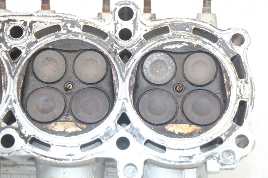 photo de TESTATA YAMAHA FJR ABS 1300 (2006 - 2012) - Zoom sullo stato d'uso